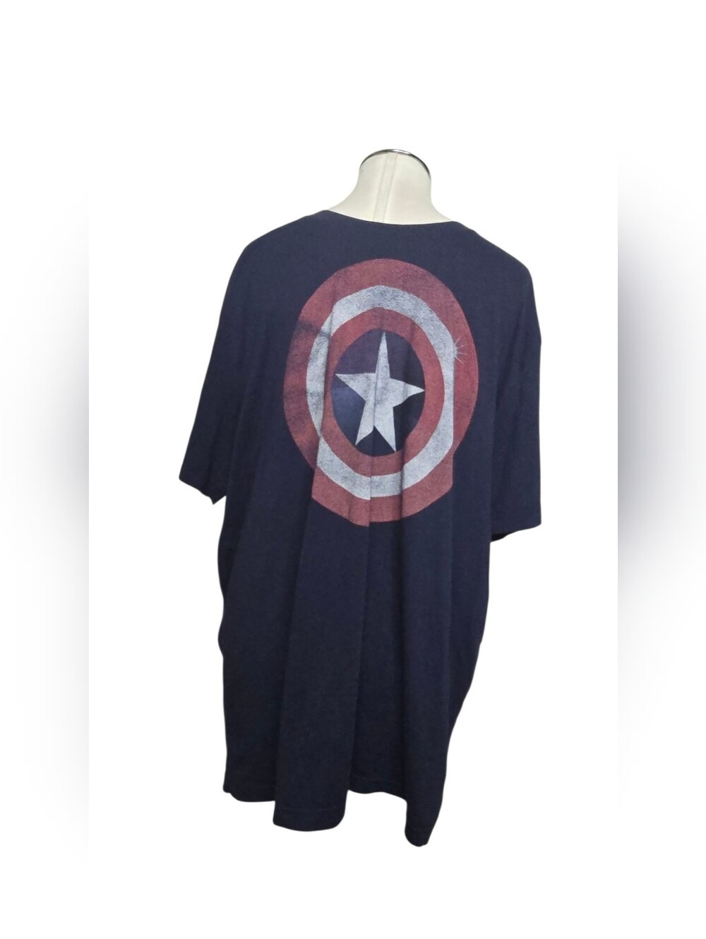 Old Navy Marvel Captain America Distressed Shield Graphic Tee Men’s Size XL